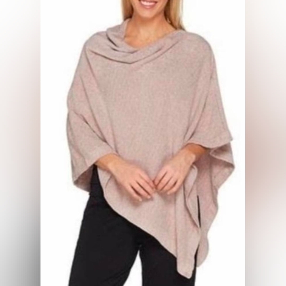 Barefoot Dreams Women's Beige Poncho NWT